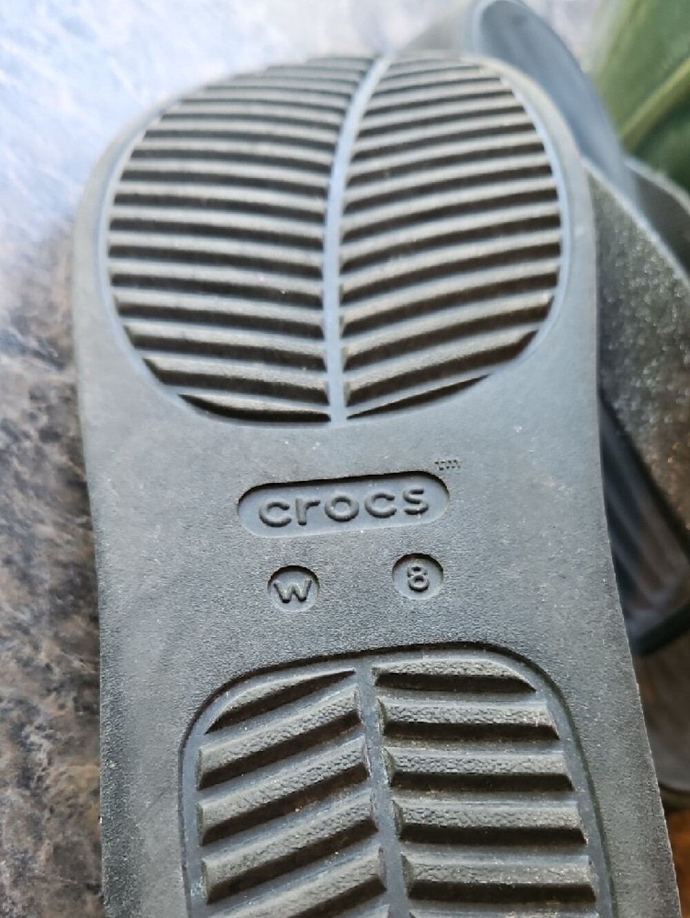 CROCS Black Glitter Platform Thong Sandals - Picture 3 of 5